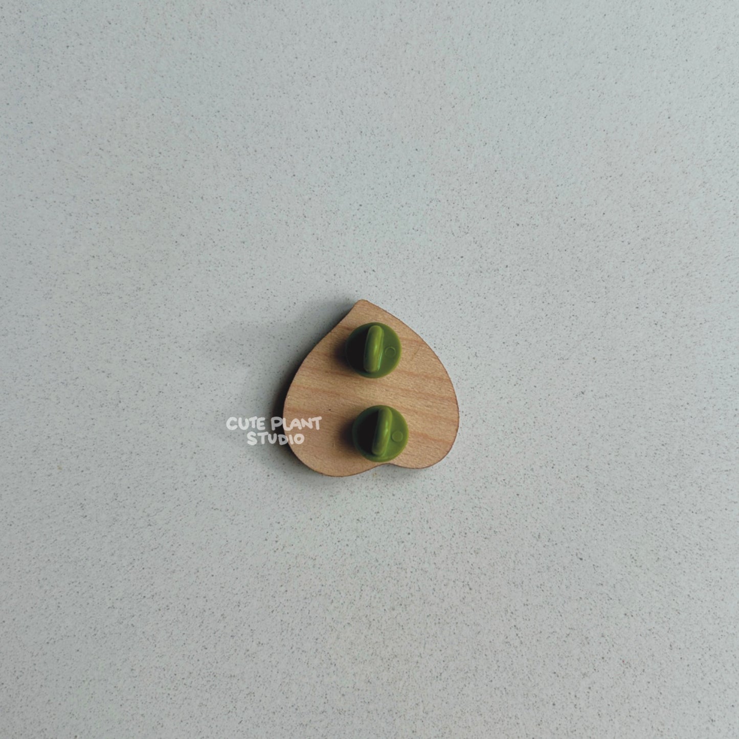 Monstera Albo Wooden Pin