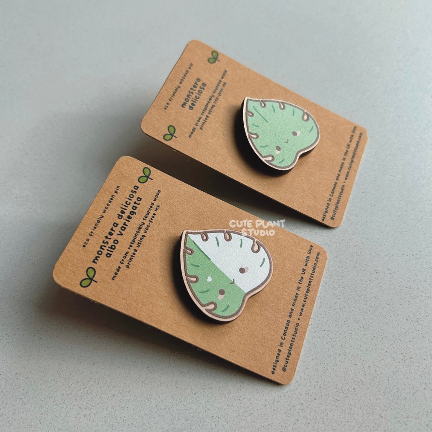 Monstera Albo Wooden Pin